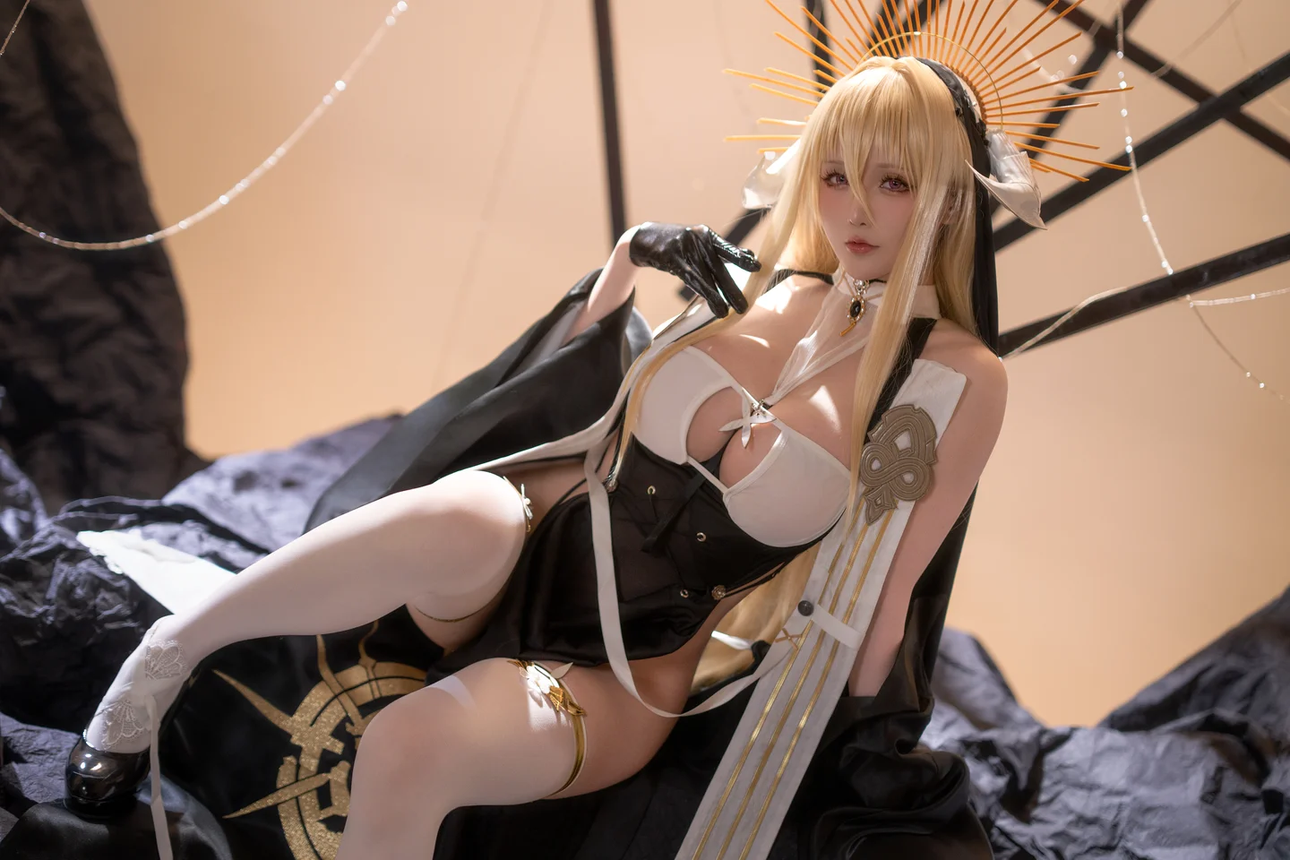 星之迟迟_–_2025年02月计划E_碧蓝航线怨仇_52P_346MB 2025-2-E (5).webp